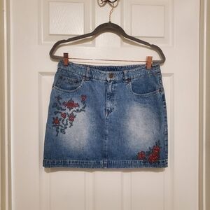 Ralph by Ralph Lauren Denim Jean Skirt 8 Embroidered Western Boho Roses Floral